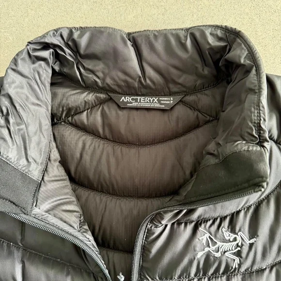 Women's Arcteryx Cerium Jacket, Black, size S - Picture 3 of 4